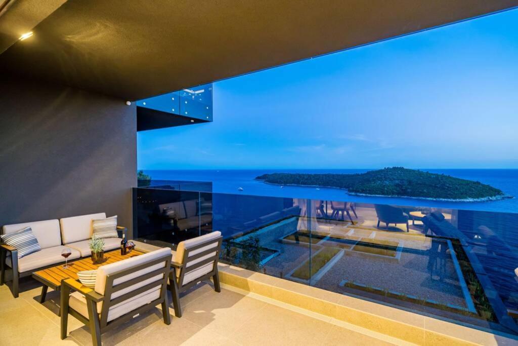 New&Luxury 5* With An Amazing View - Pure Apartment Dubrovnik Bagian luar foto